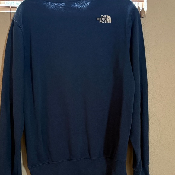 The North Face Men's Navy Crewneck with Desert Graphic - Picture 7 of 9